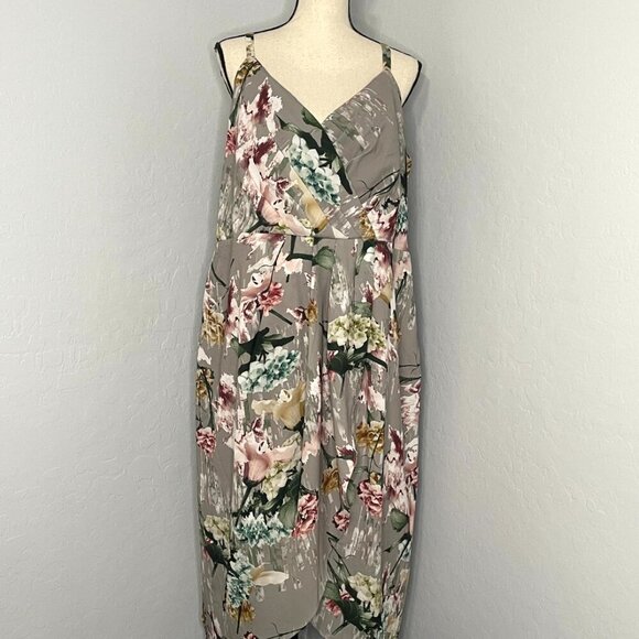 City Chic Elegant Floral Rose Faux Wrap Dress M 18 - Picture 2 of 11